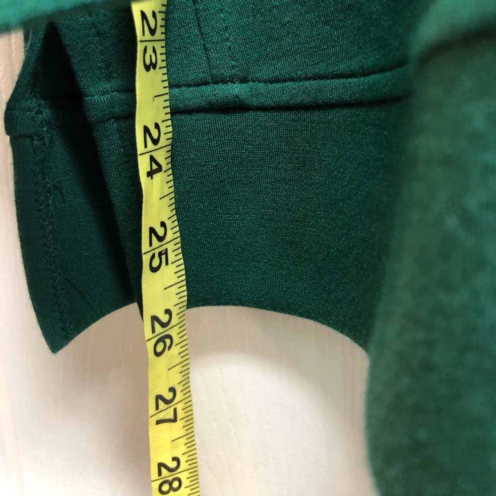 Cable & Gauge Studio V‑Neck Hooded Sweater - Green 1X - Picture 3 of 6